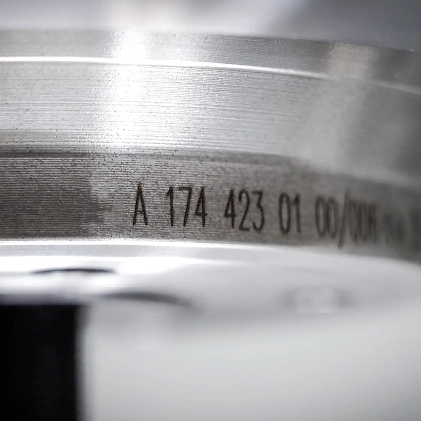 Laser Engraving On Metal Evlaser