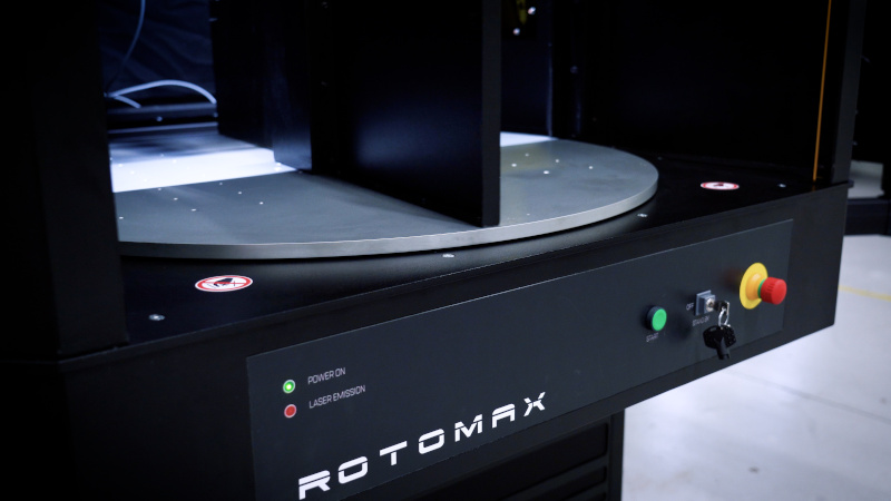 Marcatore Laser Industriale Tavola Rotante Evlaser